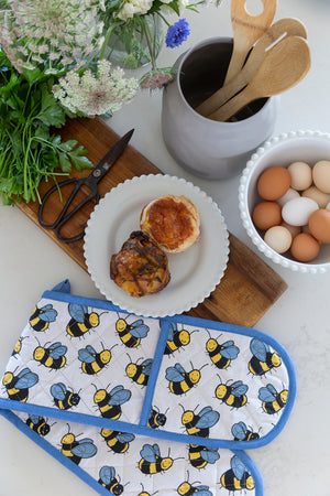 Busy Bees Oven Mitt