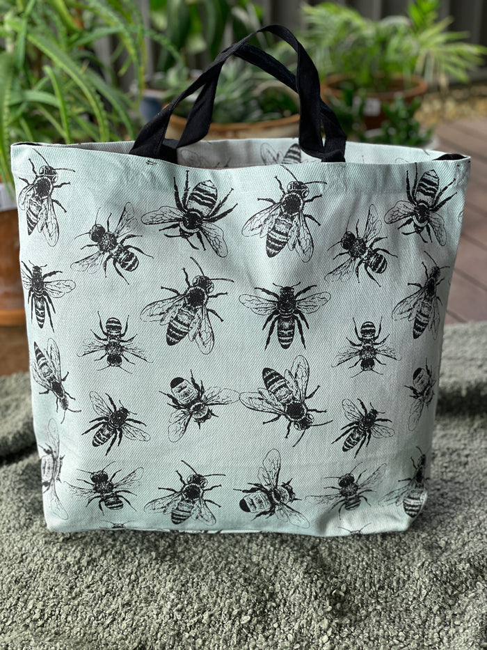 Sketch Bees Tote Bag