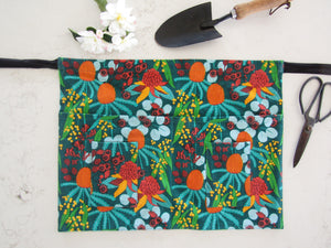 Cotton waist apron for gardening or camping