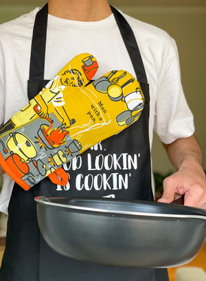 Men's kitchen apparel and oven glove
