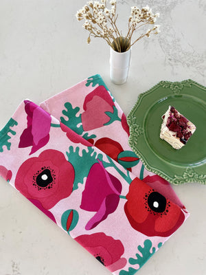 Flower print cotton tea towel - Lest we forget themed poppies